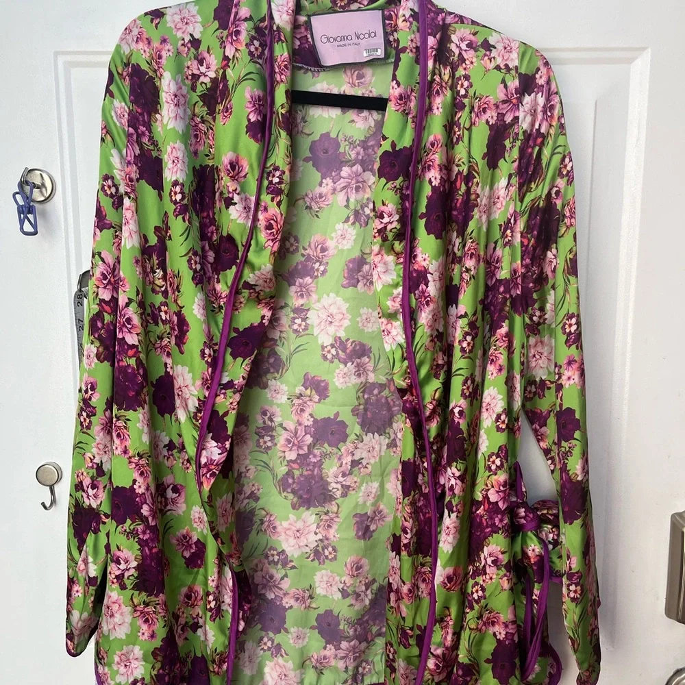 Giovanna Nicolai Silk Floral Wrap Top 40 - Picture 7 of 12